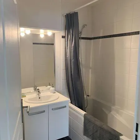 Vivez En En Centre-ville - De - 1 Ch Apartment *